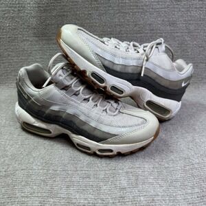 Nike Air Max 95 Womens 8.5 Grey Gum‎ Sole Athletic Streetwear 307960-011